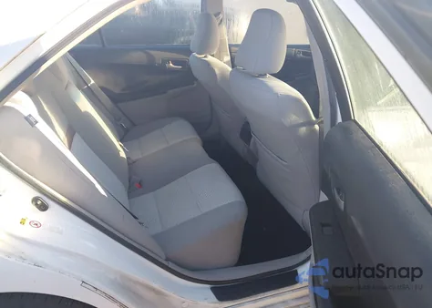 2012 Toyota Camry Le z USA, uszkodzony, nr VIN 4T1BF1FK4CU159909